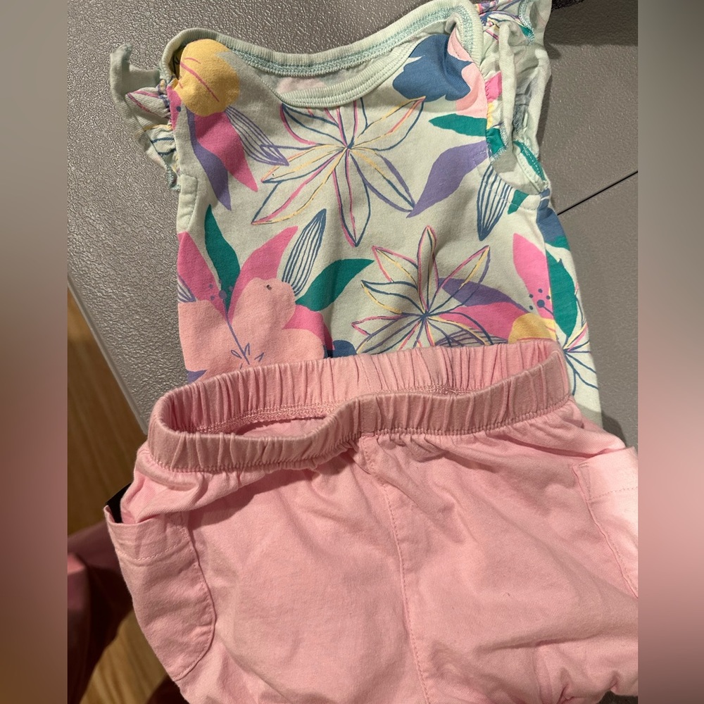 Tea Collection Bodysuit and Bloomer Set